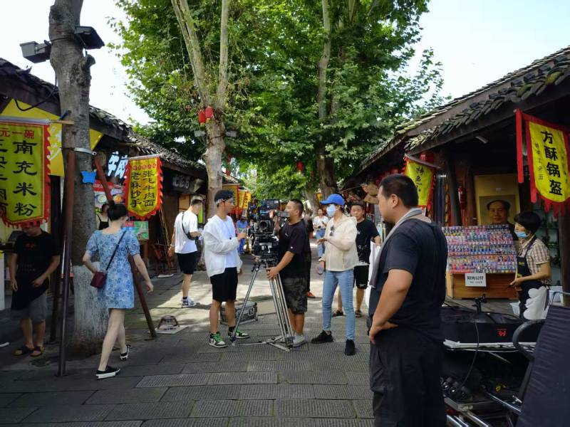 龙陵县产品视频拍摄技术升级：AI与三维动画深度融合